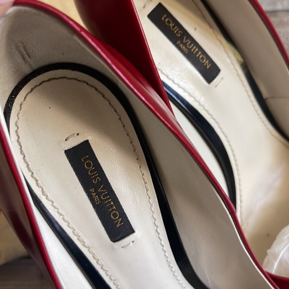 Louis Vuitton Red Stilettos size 41 - Picture 6 of 9